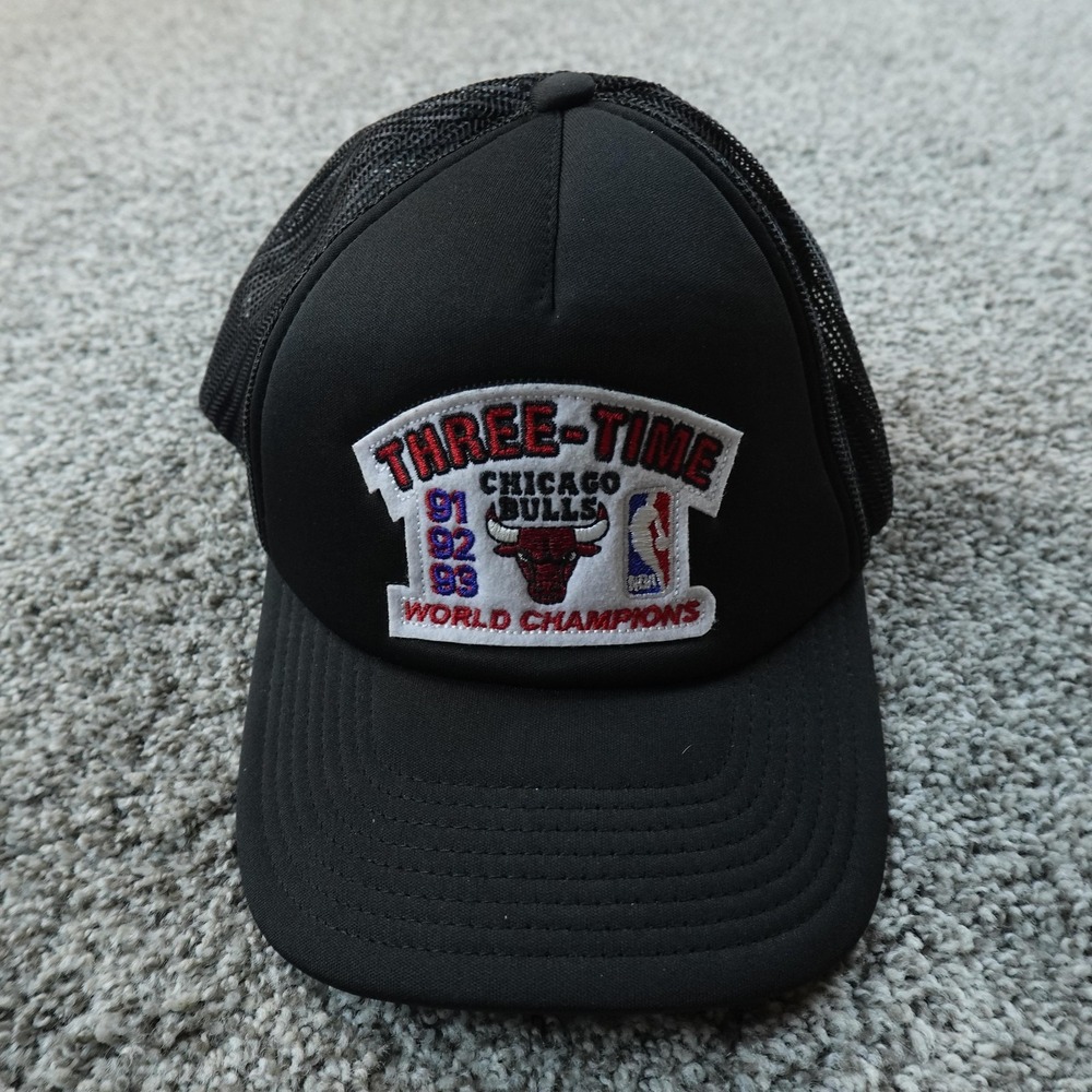 Chicago‎ Bulls Hat Cap Mens One Size Black NBA Mitchell Ness Trucker Snap Back